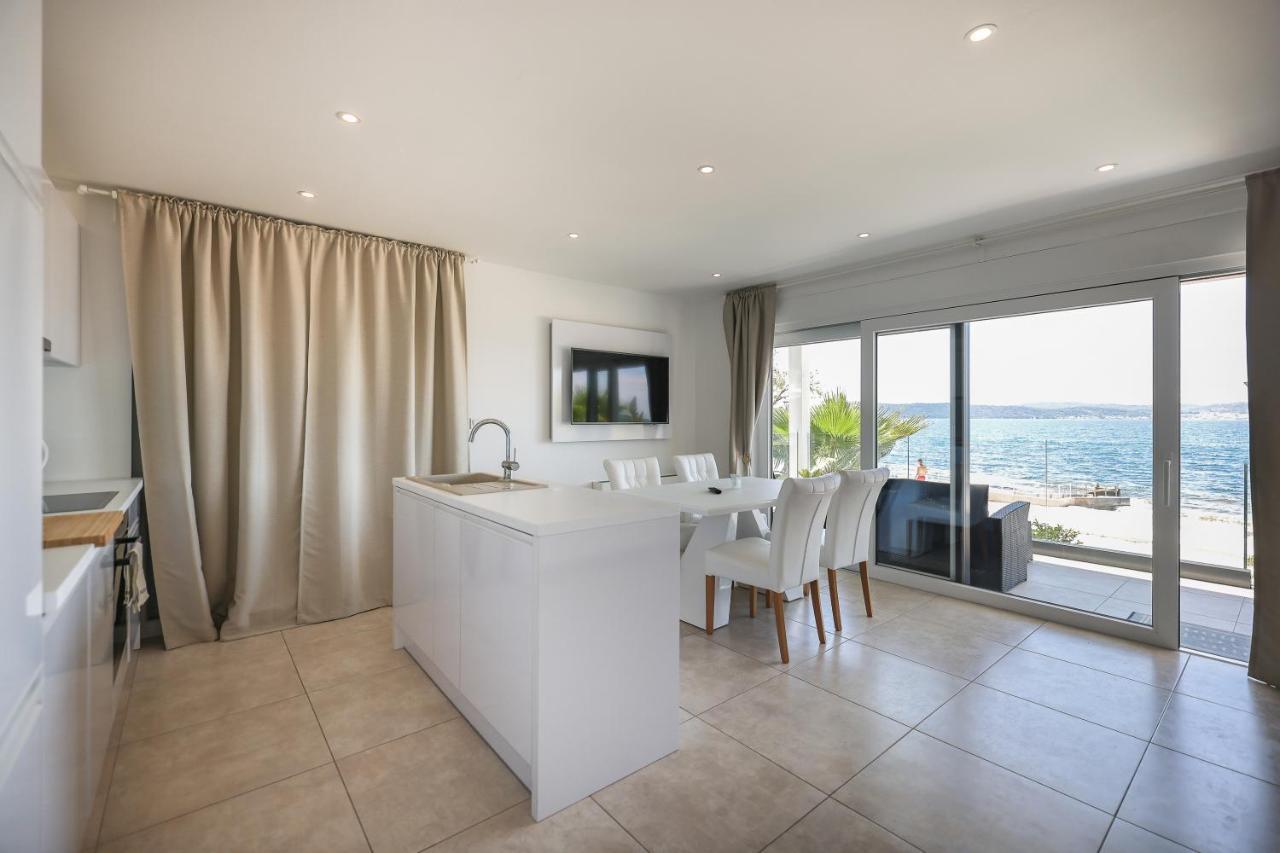 Paradise On The Beach Apartments 比比涅 外观 照片
