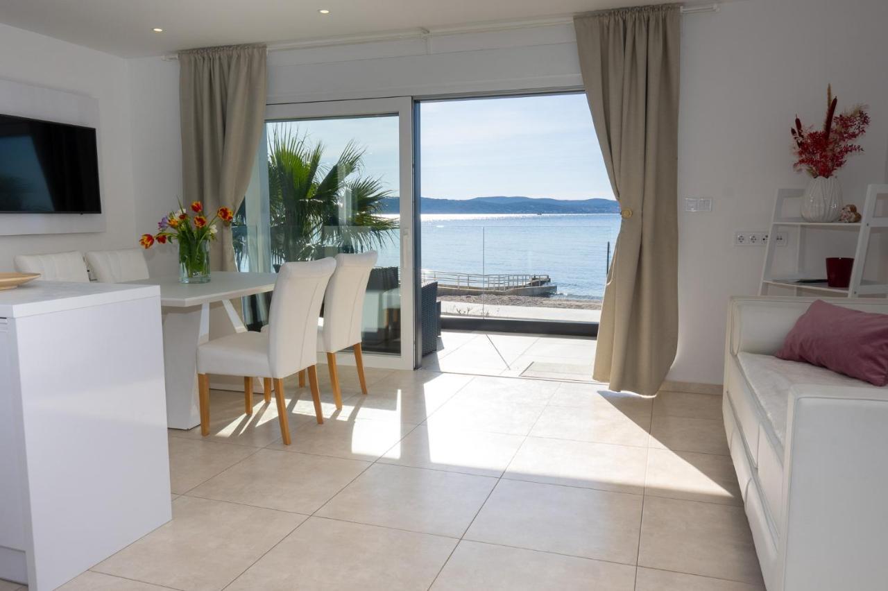 Paradise On The Beach Apartments 比比涅 外观 照片